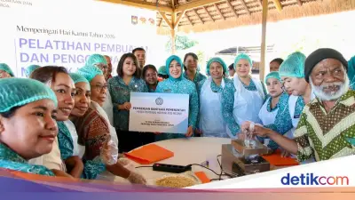 Ketum TP PKK Puji Potensi Ekonomi Minyak Kemiri Organik Kabupaten Belu