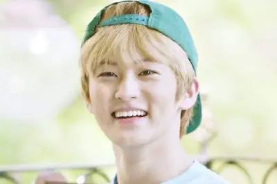 Mark Lee Tinggalkan NCT dan SM Entertainment Setelah Satu Dekade Berkarier