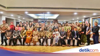 Menbud Apresiasi Diaspora Indonesia sebagai Duta Budaya di China