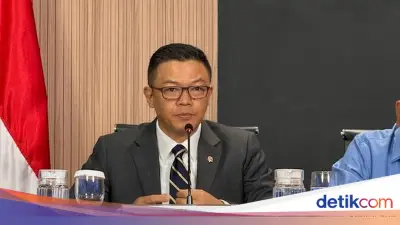 Menlu Sugiono Jelaskan Kapal Perang AS Lintasi Selat Malaka Bukan Hal Baru