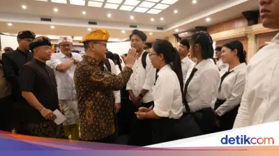 Menteri P2MI Lepas Lebih dari 1.000 Pekerja Migran Indonesia ke Bulgaria