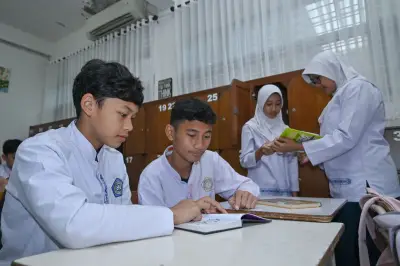 Meski Hemat Energi, Sekolah Tetap Berlangsung 5 Hari dengan Tatap Muka Penuh