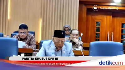 Pansus RUU HPI DPR Soroti Pernikahan Beda Agama dan Sesama Jenis WNI di Luar Negeri