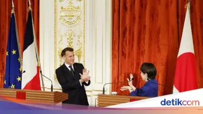 PM Jepang dan Presiden Prancis Adu 'Kamehameha' Dragon Ball di Pertemuan Diplomatik