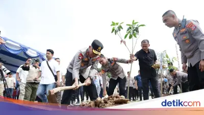 Polda Banten Tanam 1.000 Pohon di Situ Rawa Arum Cilegon Dukung Gerakan ASRI