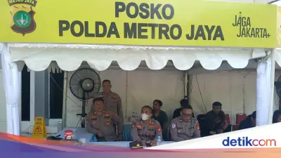 Polda Metro Buka Posko di RSUD Bekasi Bantu Korban Kecelakaan KA