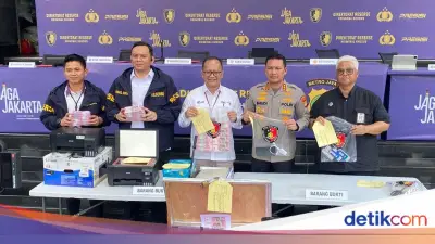 Polisi Ungkap Modus Dukun Pengganda Uang Palsu di Bogor Pakai Printer