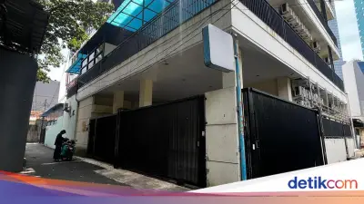 PRT Loncat dari Lantai 4 Kos di Jakpus, Sempat Curhat HP Disita Majikan