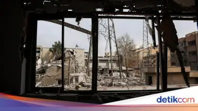 Serangan AS-Israel Rusak Ratusan Ribu Rumah dan Fasilitas Publik di Iran