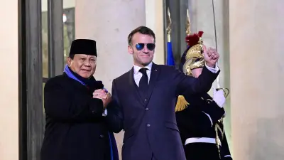 Seskab Teddy Pastikan Pertemuan Prabowo-Macron di Paris Sangat Produktif