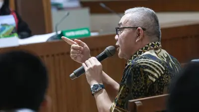 Sidang Kasus LNG, Terdakwa Sebut Ada Cacat Logika hingga Kriminalisasi