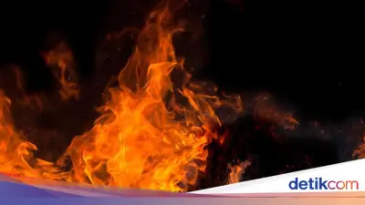 Sopir Angkot Dibakar Rekan di Tanah Abang, Luka Bakar 40 Persen