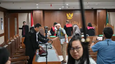 Terdakwa LNG Sebut Replik Jaksa KPK Ilusi Hukum, Singgung Keuntungan Kontrak