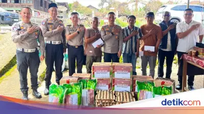 Tiga Rumah Panggung Hangus Terbakar di OKU Selatan, Polres Berikan Bantuan Kemanusiaan