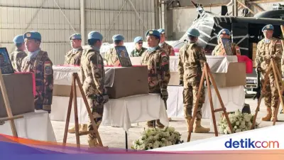UNIFIL Gelar Upacara Penghormatan untuk Tiga Prajurit TNI Gugur di Lebanon
