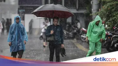 Waspada Hujan Sedang-Lebat Guyur Jakarta hingga 3 Mei 2026