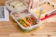 5 Resep Bekal Sekolah Sederhana, Tampilan Menarik dan Lezat untuk Anak