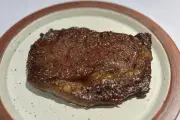 Alasan Pentingnya Resting Daging Steak Setelah Dimasak Menurut Chef