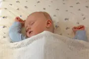 Bayi 4 Bulan Meninggal Diduga Akibat Sleep Training, Orang Tua Biarkan Menangis 2 Jam