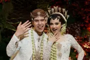 Brian McKnight Meriahkan Resepsi El Rumi dan Syifa Hadju