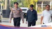 Bupati Tulungagung Gatut Sunu Wibowo Tiba di KPK Usai Terjaring OTT