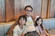Hanung Bramantyo Akhirnya Bawa Anak-anak ke Gala Premiere Film Ramah Anak