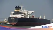 Hari Pertama Blokade AS, Tiga Kapal Tanker Sukses Lewati Selat Hormuz