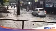 Hujan Deras Picu Luapan Kali, Dua Titik di Tangsel Terendam Banjir