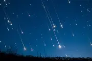 Hujan Meteor Lyrids 2026: Fenomena Astronomi Tertua yang Akan Hiasi Langit April