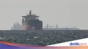 Iran Sita Dua Kapal Kargo di Selat Hormuz, Diduga Terkait Israel