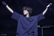 J-Hope BTS Berbagi Kabar Duka di Konser Tokyo, Nenek yang Membesarkannya Meninggal