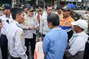 Kebijakan Parkir Surabaya: 40 Persen untuk Jukir, 60 Persen untuk Pemkot Picu Protes
