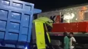 Kecelakaan KA Dhoho Tabrak Truk di Perlintasan Blitar, Diduga Mogok