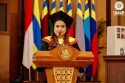 Kisah Ajeng: Gagal Jadi Dokter, Tapi Raih Beasiswa S2 dari Rektor Langsung