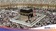 Kiswah Ka'bah Mulai Diangkat Sebagian, Simak Fakta dan Sejarah Penggantiannya