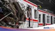 Korban Tewas Tabrakan KA Argo Bromo dan KRL di Bekasi Bertambah Jadi 15 Orang