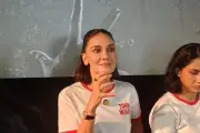 Luna Maya Rayakan Lebaran di Atas Kapal Pinisi Raja Ampat Bersama Suami