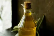Mau Sehat? Kenali 8 Minyak Sehat dan Minyak yang Perlu Dibatasi