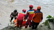 Mayat Pria Tanpa Identitas Ditemukan Mengapung di Kali Ciliwung Jagakarsa