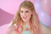 Meghan Trainor Batalkan Tur 'Get In Girl' demi Fokus Keluarga dan Anak Ketiga