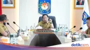 Mendagri Tito Percepat Program Renovasi 15.000 Rumah Tak Layak Huni di Perbatasan