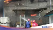 Pabrik Kasur di Gunung Sindur Bogor Terbakar, Diduga Akibat Korsleting Listrik