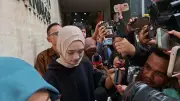 Pemeriksaan Inara Rusli Ditunda karena Kondisi Kesehatan yang Memburuk