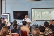 Pemprov DKI Izinkan Parpol Beli Nama Halte dan Stasiun, Warganet Protes