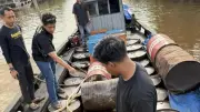 Polda Riau Ungkap Perdagangan Ilegal Solar Subsidi, Ribuan Liter Diamankan