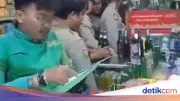 Polisi Razia Toko dan Kafe Jual Miras Ilegal di Bogor, Sita Ratusan Botol