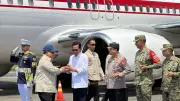 Prabowo Disambut Sultan HB X di Yogya, Resmikan Pabrik Kendaraan Listrik di Magelang