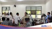 Prabowo Tinjau Revitalisasi SMAN 1 Cilacap, Pastikan Program Berjalan Baik