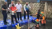 Pramono Anung Turun Langsung Pimpin Penangkapan Ikan Sapu-Sapu di Lima Wilayah DKI