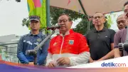 Pramono Ungkap Populasi Ikan Sapu-sapu di Jakarta Capai Lebih dari 60%